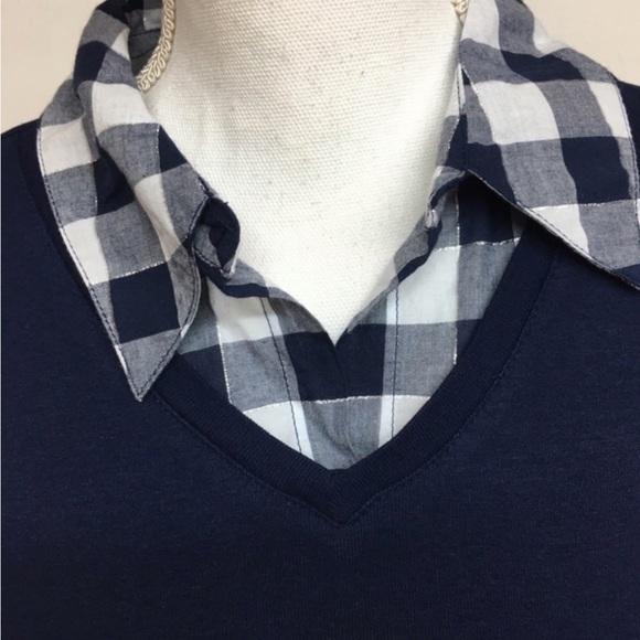 NWT.  Kim Rogers Navy Blouse Size M - Picture 3 of 7